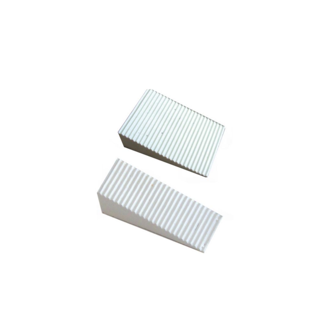 משולש עוצר דלת